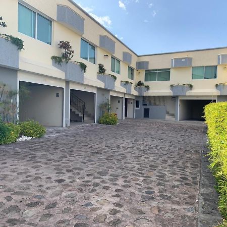 במוטל Moroleon Real Del Sur מראה חיצוני תמונה